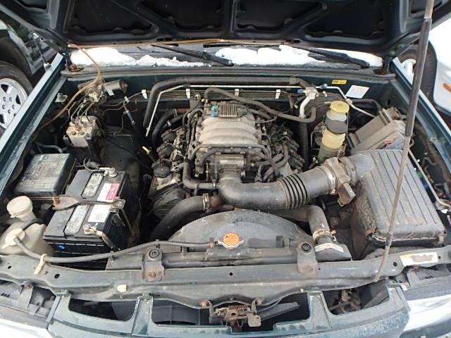 4S6DM58W224401012 - 2002 HONDA PASSPORT E 绿色 照片 7