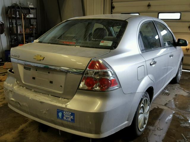 KL1TG56E19B389703 - 2009 CHEVROLET AVEO LT SILVER photo 4