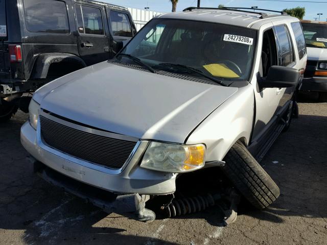 1FMPU15LX3LA77033 - 2003 FORD EXPEDITION SILVER photo 2