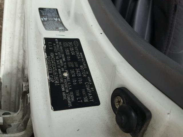 KMHCG45C45U618081 - 2005 HYUNDAI ACCENT GL WHITE photo 10