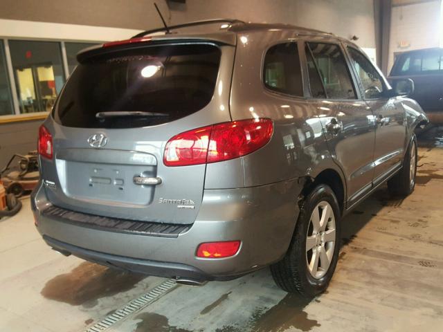 5NMSH13E79H235815 - 2009 HYUNDAI SANTA FE S GRAY photo 4