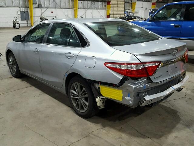 4T1BF1FK2HU381436 - 2017 TOYOTA CAMRY LE SILVER photo 3
