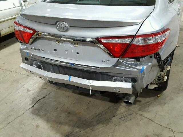 4T1BF1FK2HU381436 - 2017 TOYOTA CAMRY LE SILVER photo 9