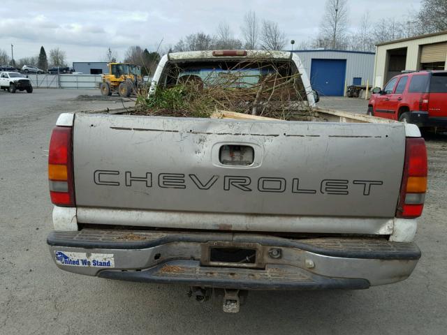 1GCGC24U8XE163636 - 1999 CHEVROLET SILVERADO WHITE photo 9