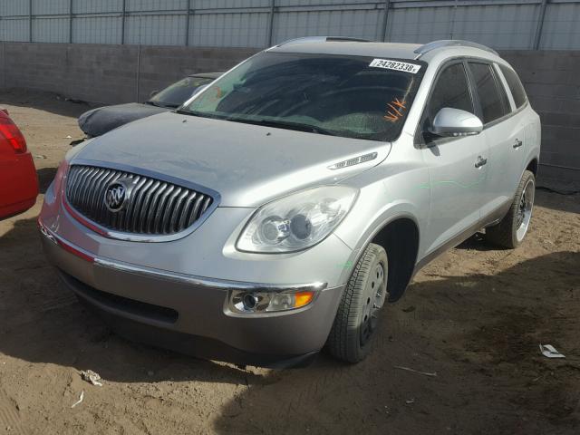 5GAKRCED9CJ377101 - 2012 BUICK ENCLAVE SILVER photo 2
