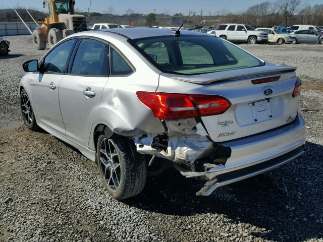 1FADP3F20FL246776 - 2015 FORD FOCUS SE SILVER photo 3