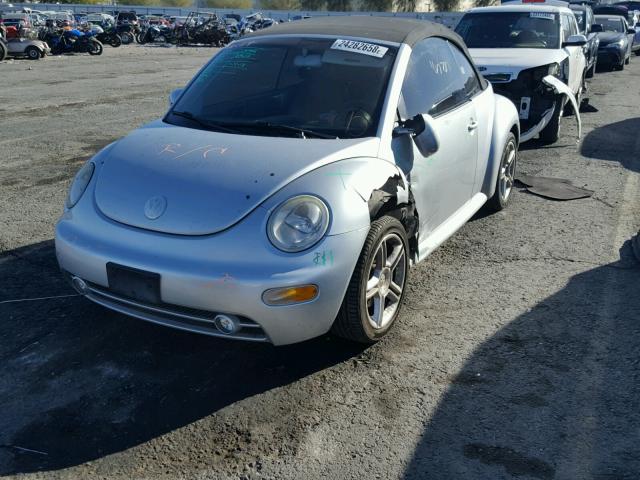 3VWCD21Y84M305876 - 2004 VOLKSWAGEN NEW BEETLE ვერცხლისფერი ფოტო 2