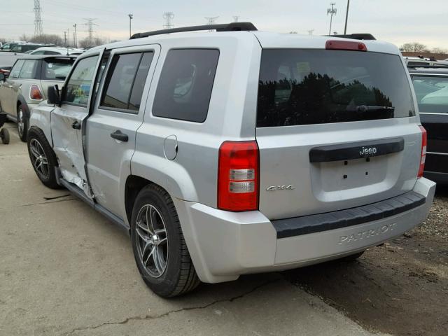 1J4FF28B69D227428 - 2009 JEEP PATRIOT SP SILVER photo 3