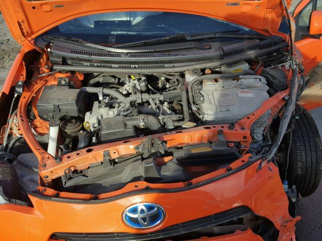 JTDKDTB3XC1008207 - 2012 TOYOTA PRIUS C ORANGE photo 7