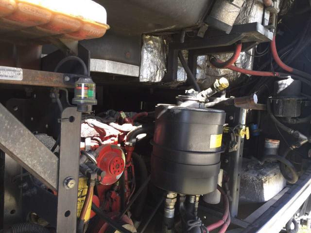 4UZACSDTX9CAH4057 - 2009 FREIGHTLINER CHASSIS XB WHITE photo 9