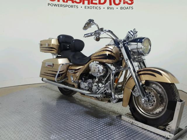 1HD1PGE113Y950804 - 2003 HARLEY-DAVIDSON FLHRSEI1 GOLD photo 2