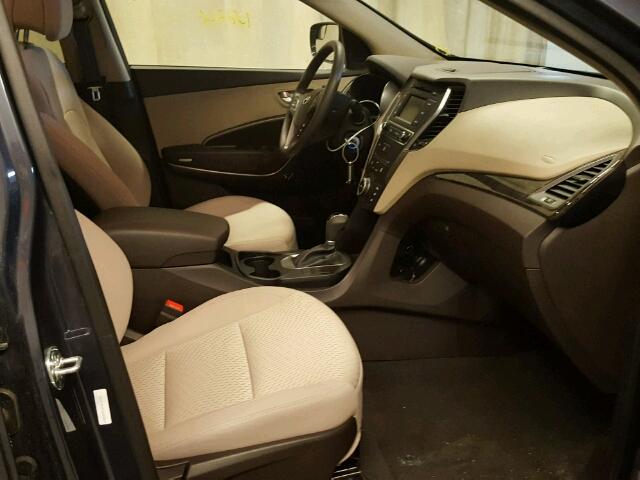 5XYZT3LB7JG522259 - 2018 HYUNDAI SANTA FE S BLUE photo 5