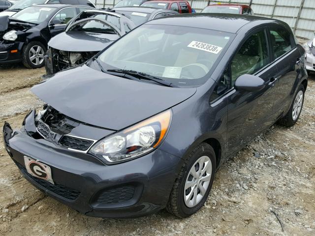 KNADN5A38C6038227 - 2012 KIA RIO EX GRAY photo 2