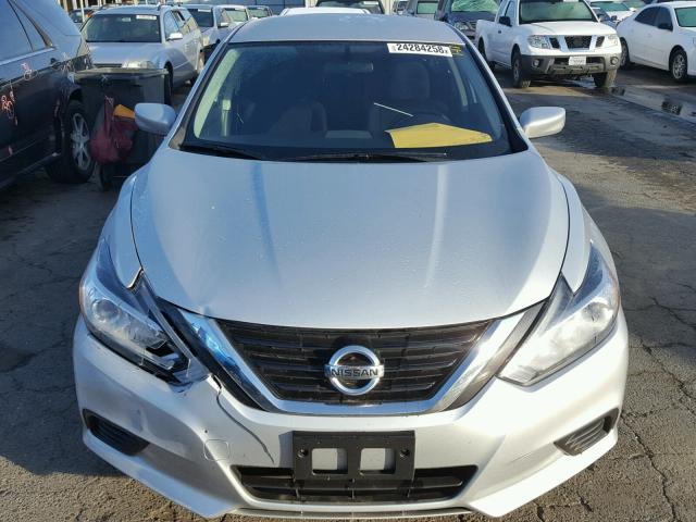 1N4AL3AP5HC292057 - 2017 NISSAN ALTIMA 2.5 SILVER photo 9