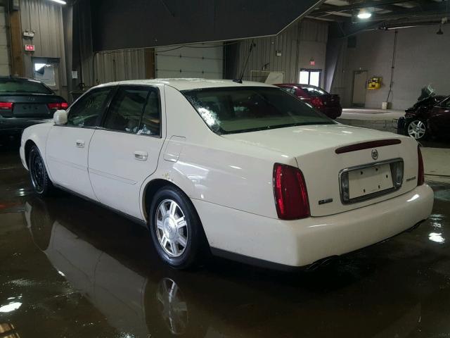 1G6KD54Y45U172092 - 2005 CADILLAC DEVILLE WHITE photo 3