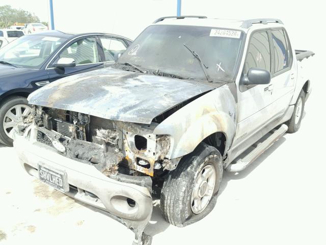 1FMZU67E42UB44562 - 2002 FORD EXPLORER S SILVER photo 2