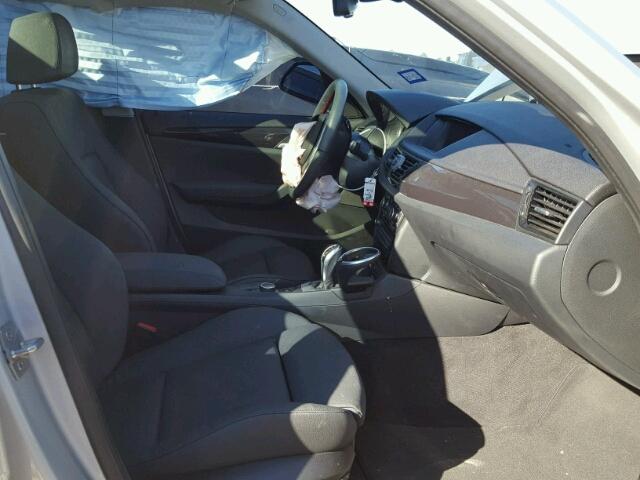 WBAVM1C59EVW51643 - 2014 BMW X1 SDRIVE2 Srebrny zdjęcie 5