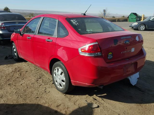 1FAHP34N18W245068 - 2008 FORD FOCUS S/SE RED photo 3