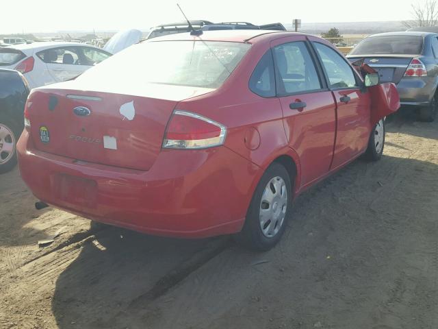 1FAHP34N18W245068 - 2008 FORD FOCUS S/SE RED photo 4