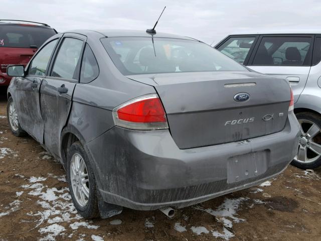 1FAHP35N99W259462 - 2009 FORD FOCUS SE GRAY photo 3