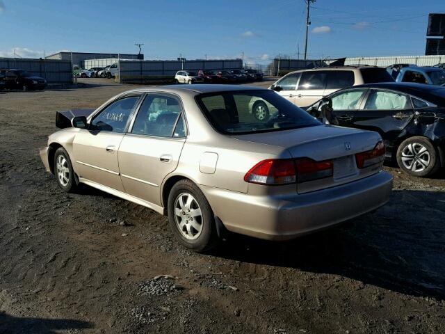 1HGCG55611A133124 - 2001 HONDA ACCORD EX GOLD photo 3