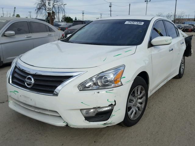 1N4AL3AP1FC455753 - 2015 NISSAN ALTIMA 2.5 WHITE photo 2