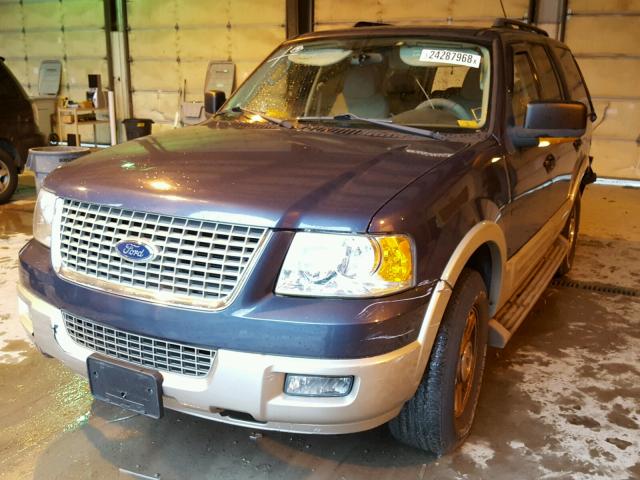 1FMPU17525LB01679 - 2005 FORD EXPEDITION GREEN photo 2