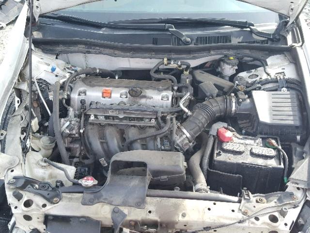 1HGCP2F36BA057629 - 2011 HONDA ACCORD LX WHITE photo 7