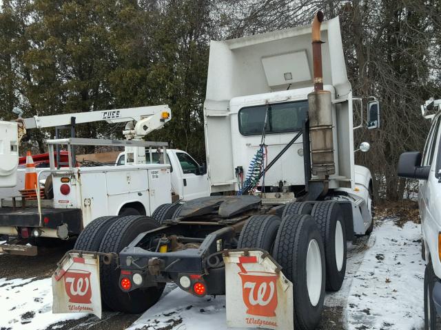 1XPHD49X6AD103155 - 2010 PETERBILT 386 WHITE photo 4