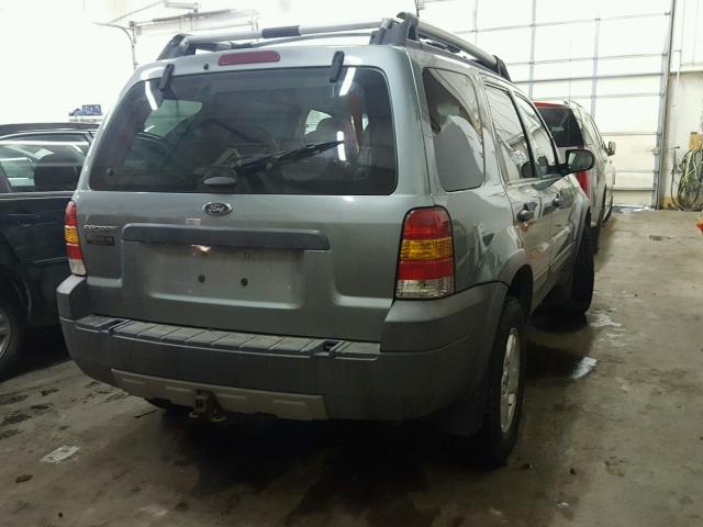 1FMYU93185KA77500 - 2005 FORD ESCAPE XLT GREEN photo 4