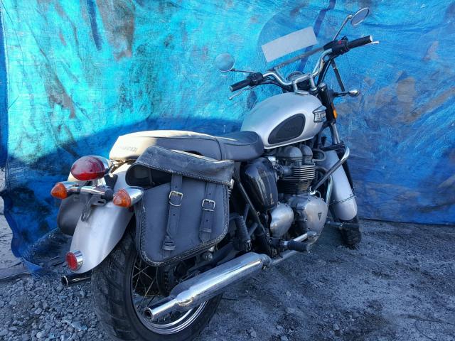 SMT900HN66J261306 - 2006 TRIUMPH MOTORCYCLE BONNEVILLE SILVER photo 4