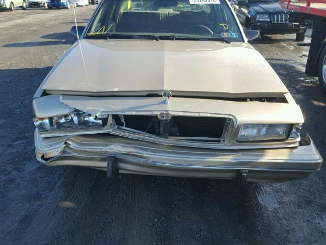 1G4AG5545S6402259 - 1995 BUICK CENTURY SP TAN photo 9