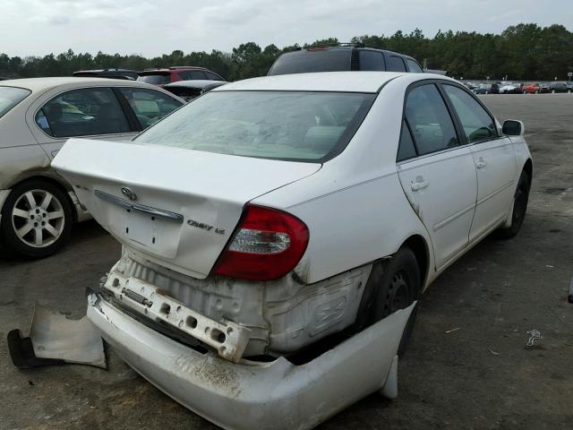 JTDBE32K720040220 - 2002 TOYOTA CAMRY LE WHITE photo 4