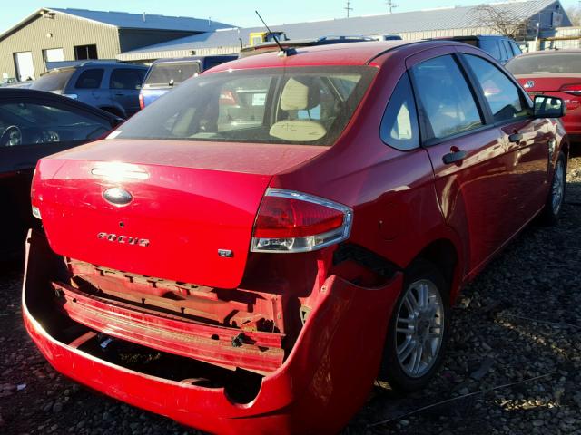 1FAHP35N18W265738 - 2008 FORD FOCUS SE RED photo 4