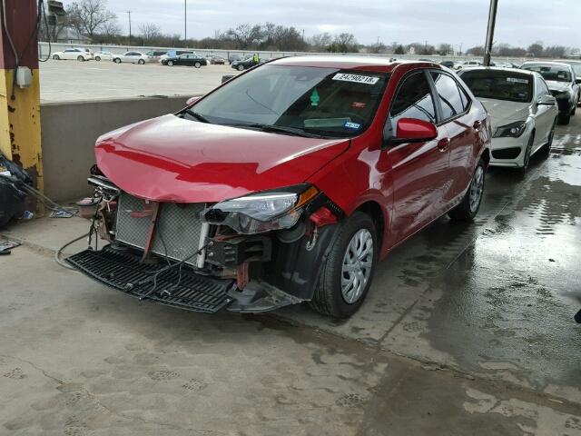 5YFBURHE6HP603134 - 2017 TOYOTA COROLLA L RED photo 2