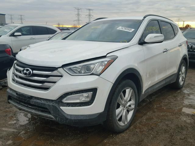 5XYZUDLA4DG065117 - 2013 HYUNDAI SANTA FE S WHITE photo 2