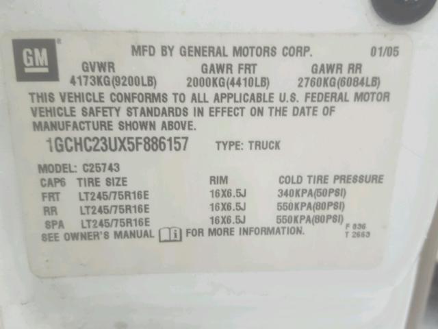 1GCHC23UX5F886157 - 2005 CHEVROLET SILVERADO WHITE photo 10