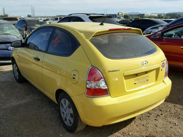 KMHCM36C98U058998 - 2008 HYUNDAI ACCENT GS YELLOW photo 3