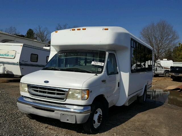 1FDXE45S11HB66947 - 2001 FORD ECONOLINE WHITE photo 2