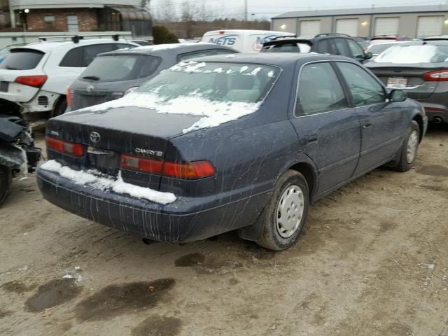 JT2BG22K4W0137362 - 1998 TOYOTA CAMRY CE BLUE photo 4