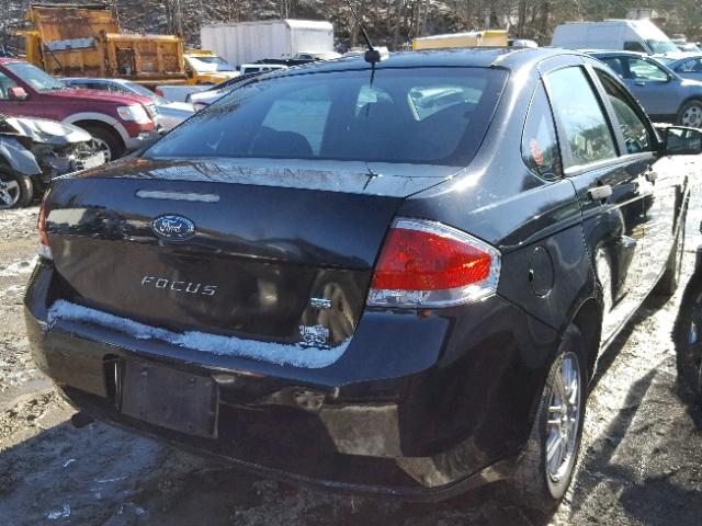 1FAHP35N99W249434 - 2009 FORD FOCUS SE BLACK photo 4