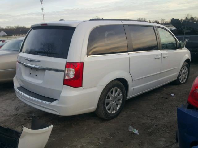 2C4RC1AG7FR675360 - 2015 CHRYSLER TOWN & COU WHITE photo 4