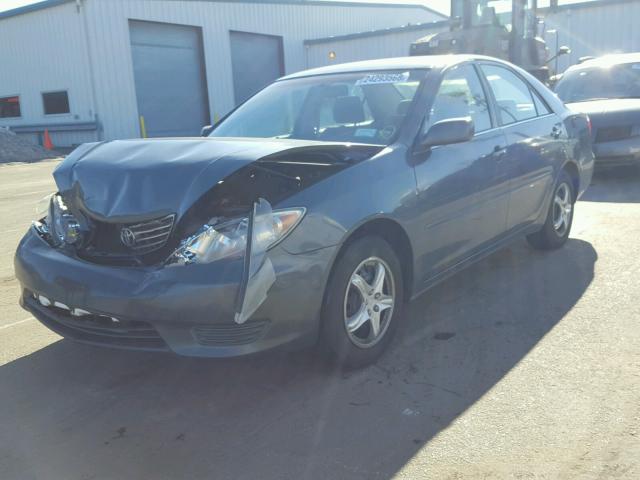 4T1BE32K15U403989 - 2005 TOYOTA CAMRY LE TURQUOISE photo 2