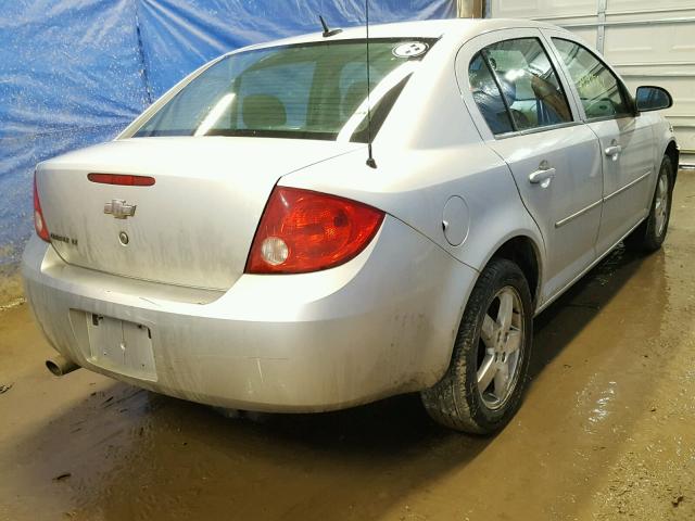 1G1AL58H497210231 - 2009 CHEVROLET COBALT LT SILVER photo 4