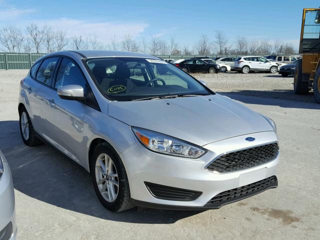 1FADP3K21GL282919 - 2016 FORD FOCUS SE SILVER photo 1