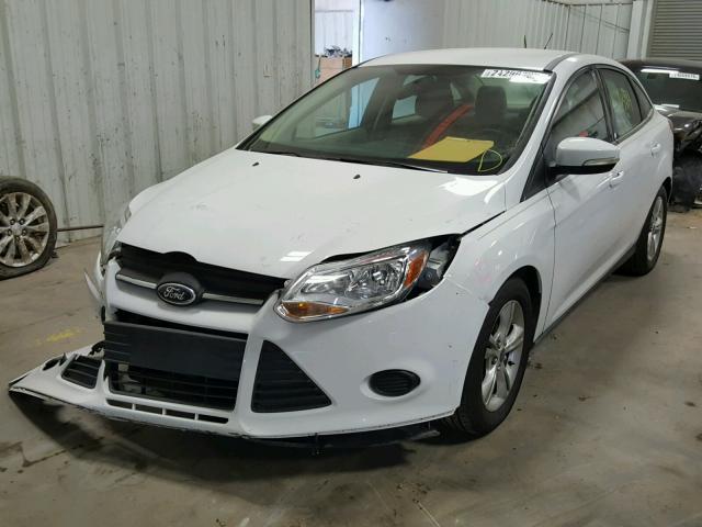 1FADP3F26EL155686 - 2014 FORD FOCUS SE WHITE photo 2