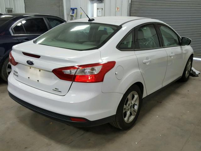 1FADP3F26EL155686 - 2014 FORD FOCUS SE WHITE photo 4