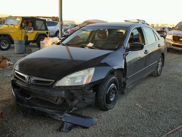 1HGCM56777A193028 - 2007 HONDA ACCORD EX BLACK photo 2