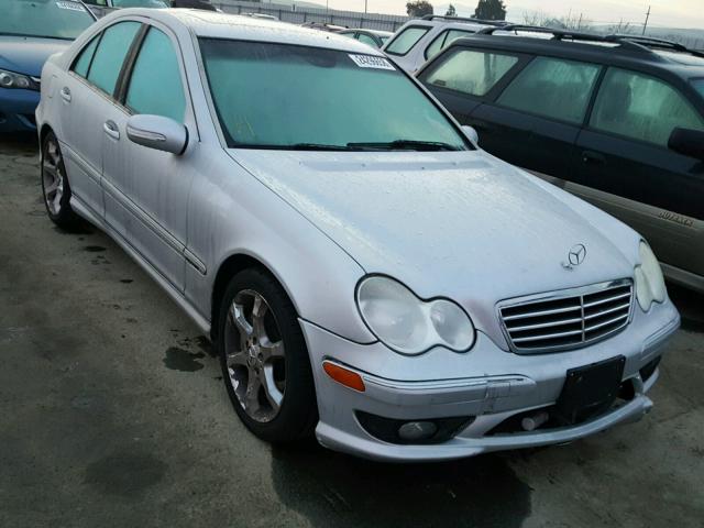 WDBRF52H87F932622 - 2007 MERCEDES-BENZ C 230 SILVER photo 1