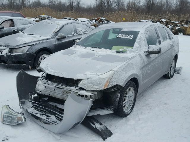 1FAHP35NX9W222422 - 2009 FORD FOCUS SE SILVER photo 2